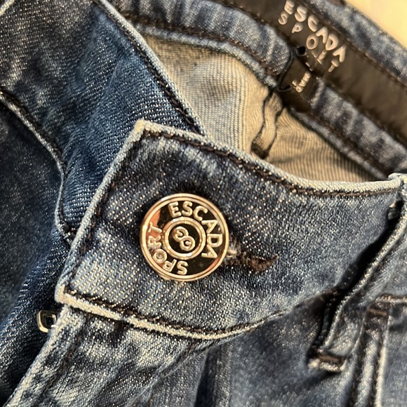 DESIGNER ESCADA JEANS! PRICE DROP ! EUC Escada sport jeans Great Fit Steal - Picture 3 of 6